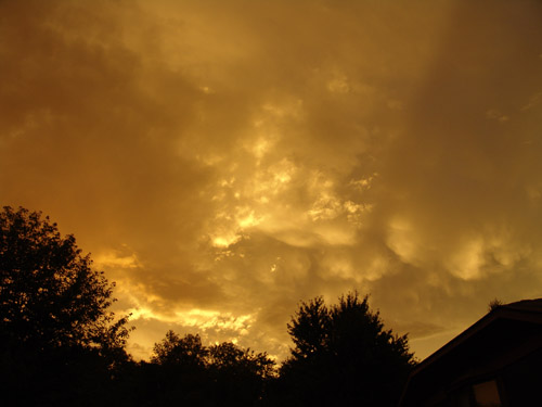 ... en na de storm ziet de hemel er zo uit ... gaaaaf ...