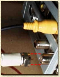 Antenna connector